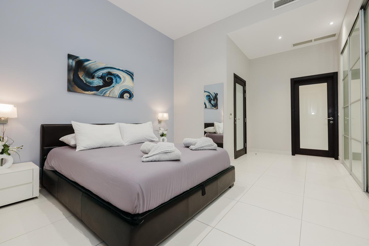 Luxury 3-bedroom In St Julians سانت جوليان